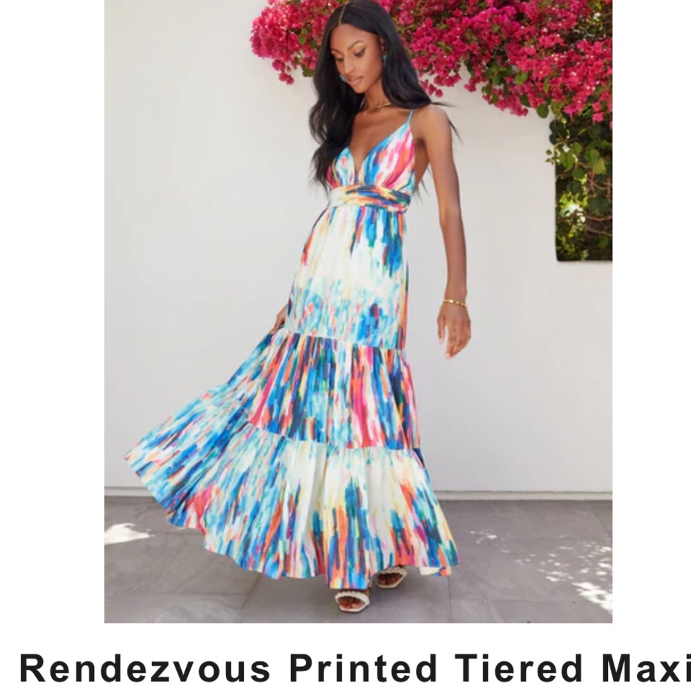 Brand new tiered maxi dress from Vici. With tags. Size small- true to size!